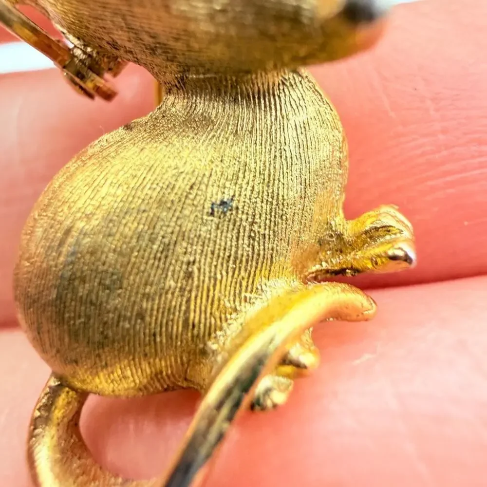 Avon Spectacular Mouse 1973 Brooch Pin Moveable Eyeglasses Goldtone Crystal Eyes